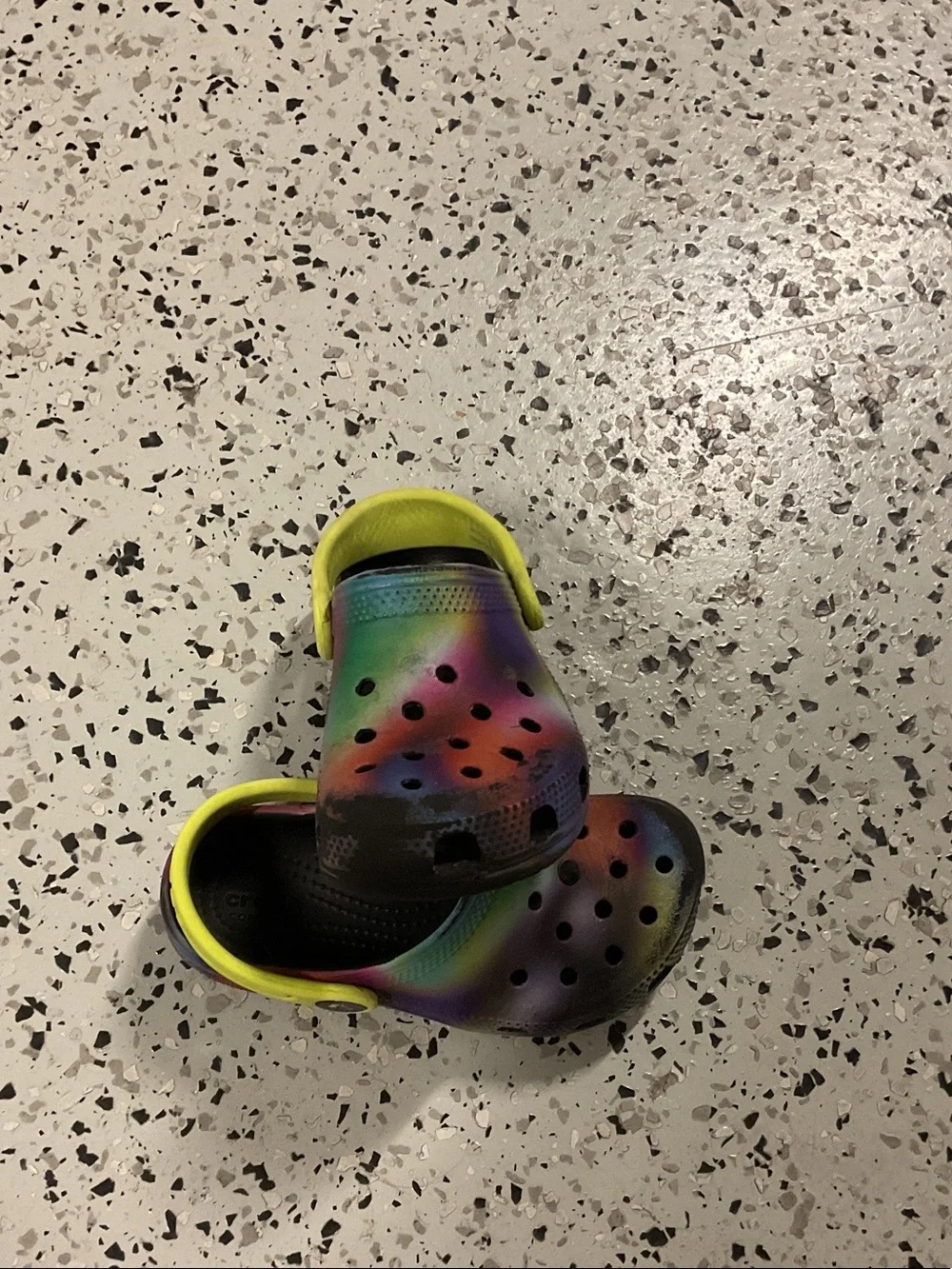 CROCS Kids Tie-Dye Clogs with Yellow Strap 0561